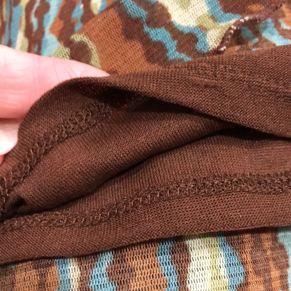 Axcess Liz Claiborne Co woman’s sleeveless brown & turquoise blouse size small - Picture 4 of 5